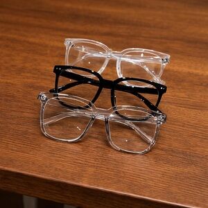 Stylish Clear and Black Frame Glasses Set
